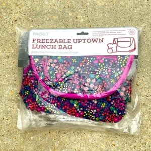 💥SALE💥 Brand new Uptown Freezable Lunch bag!
